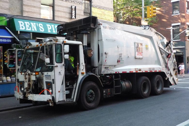 Importance of Dumping Waste Using Garbage Trucks